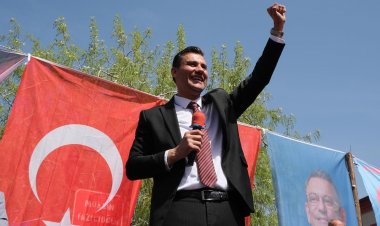 MANİSA GENÇ BAŞKAN FERDİ ZEYREK'E EMANET